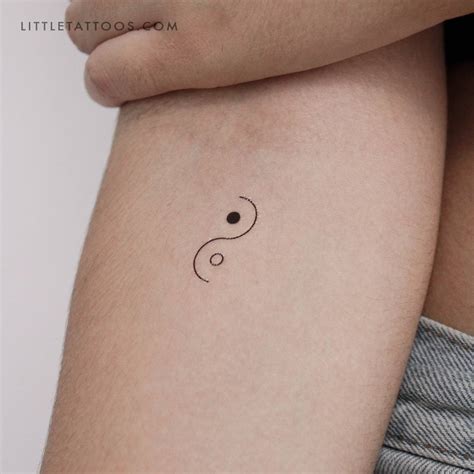 yin yang tattoo minimalist